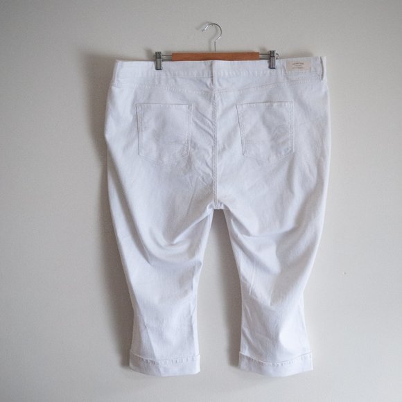 LEVI'S | WHITE CAPRIS - Picture 2 of 5